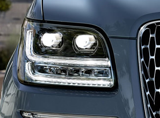 2018 Lincoln Navigator Headlights